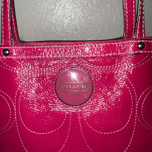 Coach raspberry pink patent stitched leather zip top bag - Picture 2 of 9